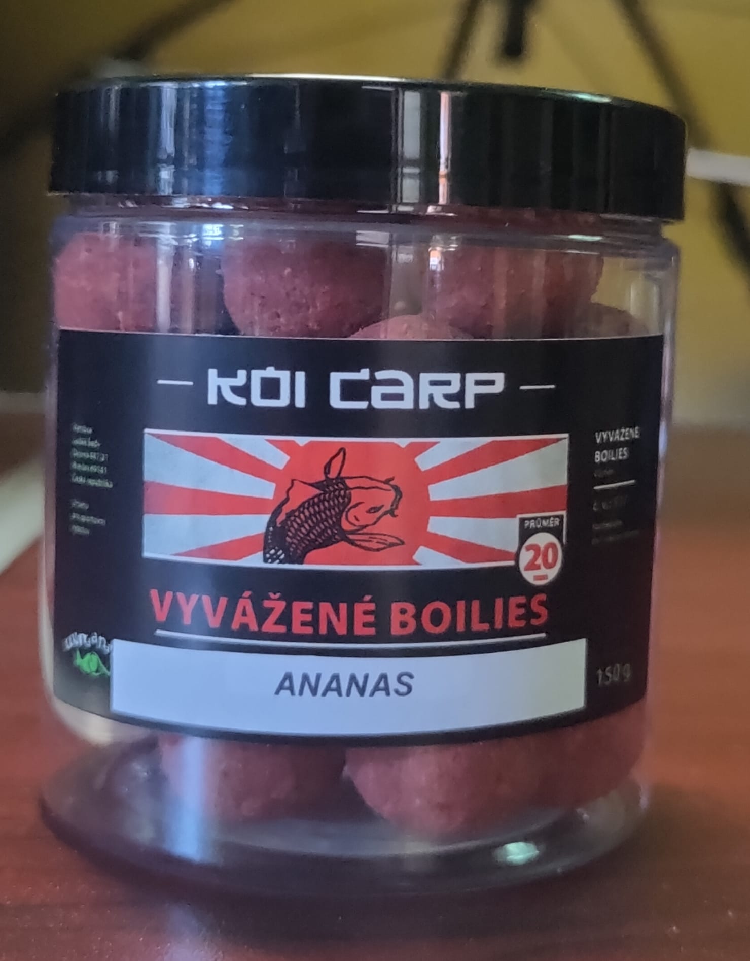 Chytací boilies KOI CARP 150 g 20 mm ANANAS